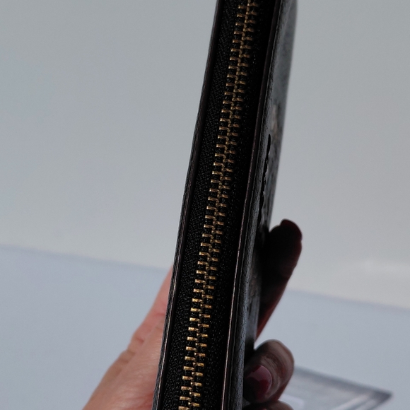 Coach X Peanuts Long Black Leather Wallet 16122B - Picture 5 of 14